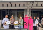 Polsek Ranah Batahan Salurkan Bantuan untuk Korban Banjir di Posko Pengungsian