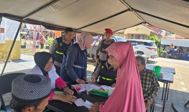 777 Warga Terdampak Banjir di Sumbar Dapat Layanan Kesehatan Gratis dari Biddokkes Polda Sumbar