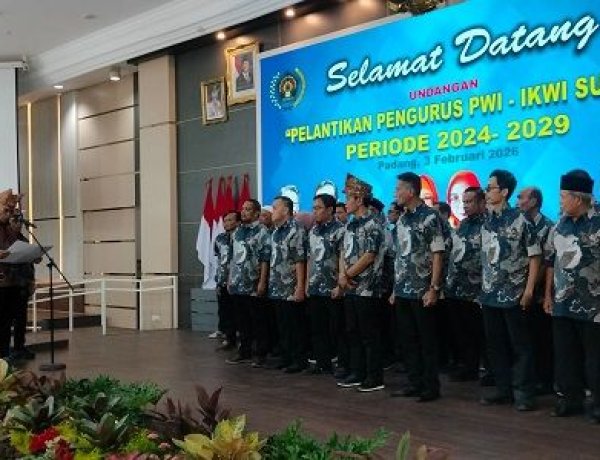 Pengurus PWI dan IKWI Sumbar Periode 2024–2029 Resmi Dilantik, Momentum Konsolidasi Organisasi Wartawan